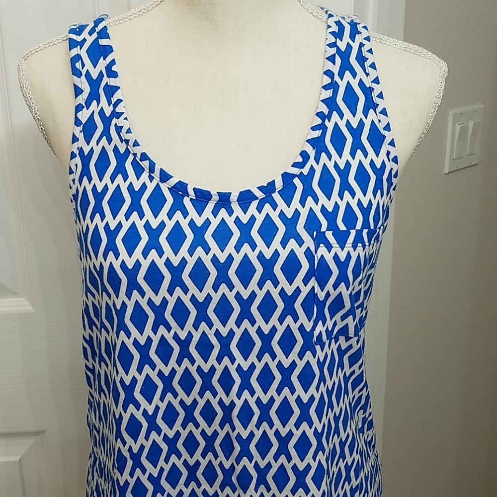 SALE Gap Tank Top